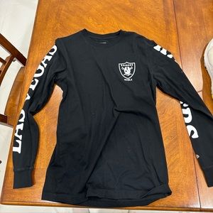 Las Vegas Raiders Long Sleeve Shirt Size: M